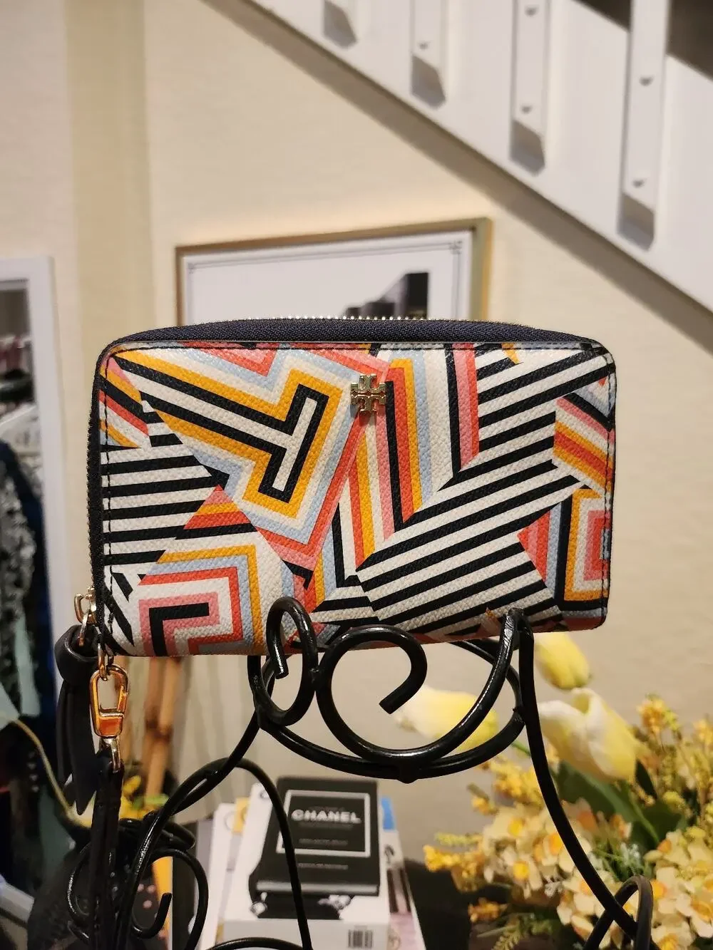 Tory Burch Kerrington zip-around wallet / Wristlet